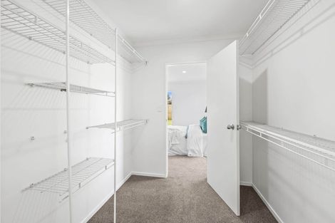 Photo of property in 37 Nicholas Gibbons Drive, Clendon Park, Auckland, 2103