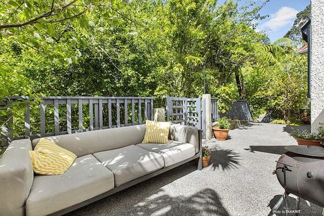 Photo of property in 2 Borlase Street, Brooklyn, Wellington, 6021