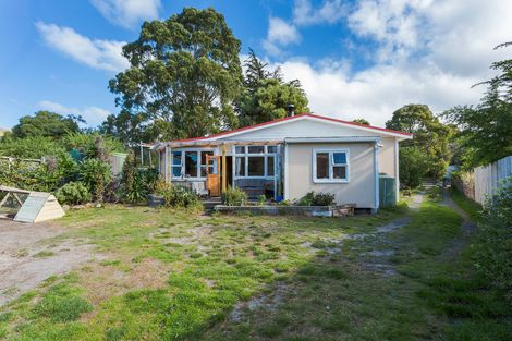Photo of property in 17 Carnock Road, Harwood, Dunedin, 9077
