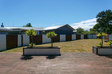 Photo of property in 4 Tamatea Road, Taupo, 3330