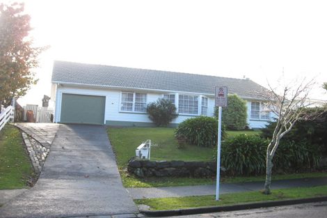 Photo of property in 44 Walpole Avenue, Hillpark, Auckland, 2102