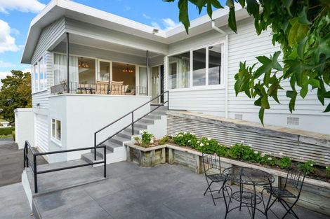 Photo of property in 12 Highfield Road, Feilding, 4702