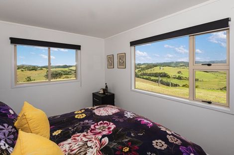 Photo of property in 347 Campbell Road, Parua Bay, Onerahi, 0192