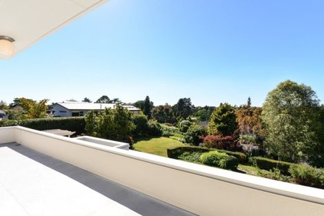 Photo of property in 65 Braid Road, St Andrews, Hamilton, 3200