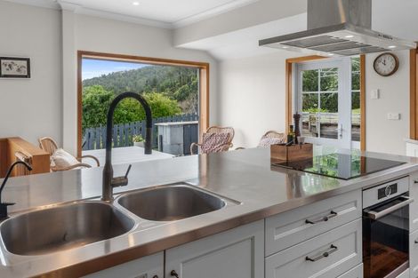 Photo of property in 13 Punga Grove Avenue, Riverside, Whangarei, 0112