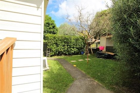 Photo of property in 216b Meola Road, Point Chevalier, Auckland, 1022