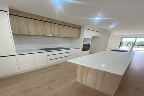 Photo of property in 15 Falcon Crescent, Hobsonville, Auckland, 0618