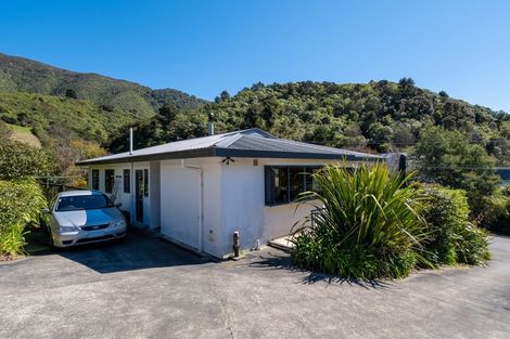 Photo of property in 26a Buller Street, Picton, 7220