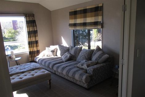 Photo of property in 14 Hideaway Gate, Parklands, Christchurch, 8083