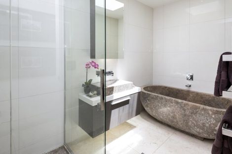 Photo of property in 701 Whitford Road, Whitford, Howick, 2571