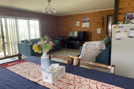 Photo of property in 2/64 Glennandrew Drive, Half Moon Bay, Auckland, 2012