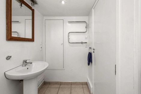 Photo of property in 31 Tauroa Road, Havelock North, 4130