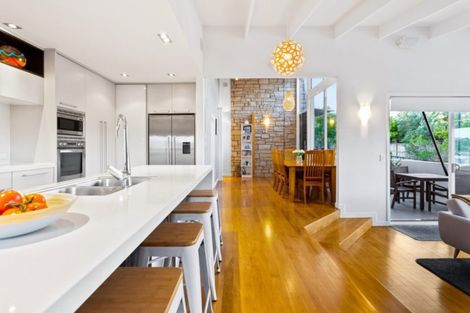 Photo of property in 1/6 Montrose Terrace, Mairangi Bay, Auckland, 0630