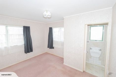 Photo of property in 1/26 New Windsor Road, Avondale, Auckland, 0600