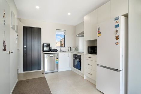 Photo of property in 23 Raupeti Lane, Henderson, Auckland, 0612