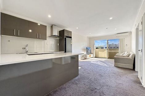 Photo of property in 2d/47 Stanhope Road, Mount Wellington, Auckland, 1051