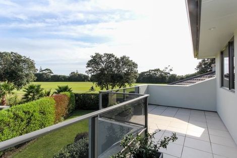 Photo of property in 5 Parkvue Drive, Bell Block, New Plymouth, 4312