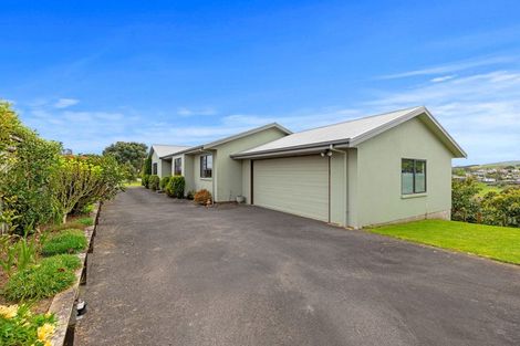 Photo of property in 26 Highcroft Place, Welcome Bay, Tauranga, 3112