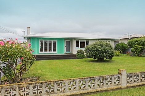 Photo of property in 10 Neeve Road, Taradale, Napier, 4112