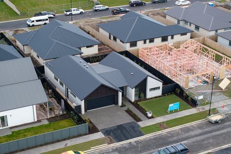 Photo of property in 34 Timara Crescent, Marshland, Christchurch, 8083