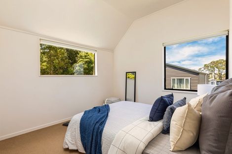 Photo of property in 3/5 Himikera Avenue, Avondale, Auckland, 1026