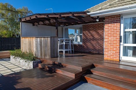 Photo of property in 2 Pembroke Street, Avondale, Christchurch, 8061