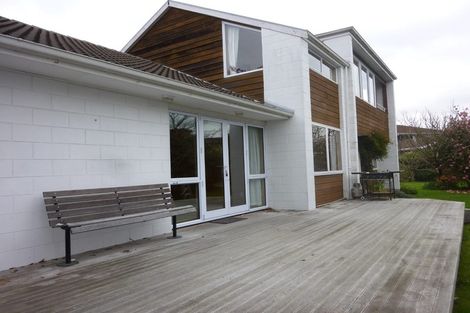 Photo of property in 4a Glenavon Place, Ilam, Christchurch, 8041