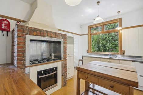 Photo of property in 5 Grosvenor Terrace, Wadestown, Wellington, 6012