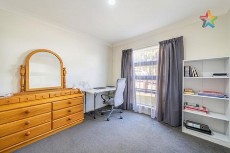 Photo of property in 23 Speldhurst Grove, Stokes Valley, Lower Hutt, 5019