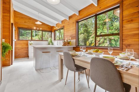 Photo of property in 66 Kent Terrace, Midhirst, Stratford, 4394