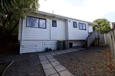 Photo of property in 36 Cockayne Crescent, Sunnynook, Auckland, 0620