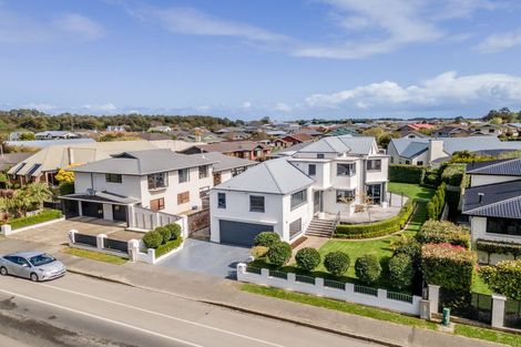 Photo of property in 712 Queens Drive, Waikiwi, Invercargill, 9810