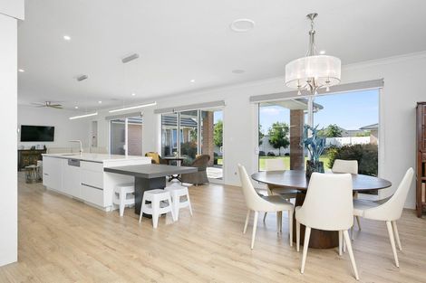 Photo of property in 9 Pukeko Grove, Cambridge, 3434