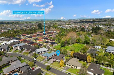 Photo of property in 20 Malbec Place, Rototuna, Hamilton, 3210
