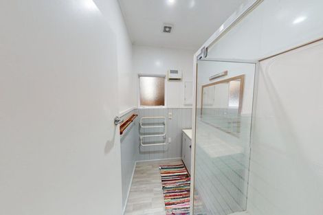 Photo of property in 200 Aokautere Drive, Fitzherbert, Palmerston North, 4471