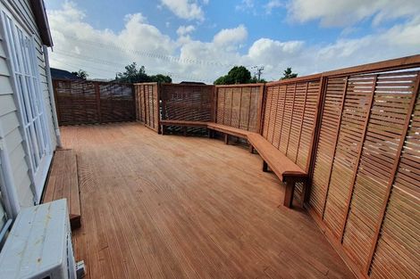 Photo of property in 1 Chippendale Crescent, Birkdale, Auckland, 0626