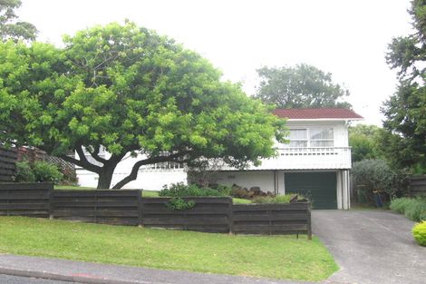 Photo of property in 1/14a Camrose Place, Glenfield, Auckland, 0629