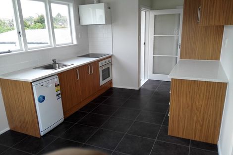 Photo of property in 72a La Trobe Street, Pakuranga Heights, Auckland, 2010