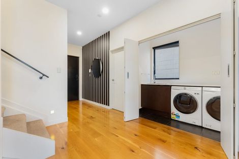 Photo of property in 9 Coastview Lane, Long Bay, Auckland, 0630