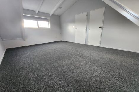 Photo of property in 7a Litchfield Place, Clarks Beach, 2122