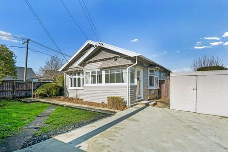 Photo of property in 1/24 North Avon Road, Richmond, Christchurch, 8013