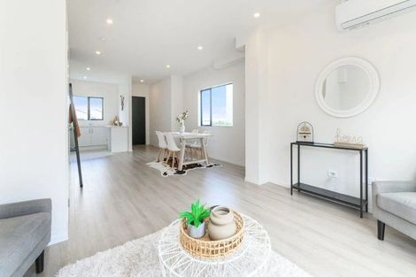 Photo of property in 53a Crestview Rise, Papakura, 2110