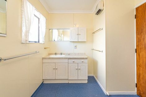 Photo of property in 34 Exeter Crescent, Springvale, Whanganui, 4501
