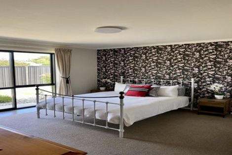 Photo of property in 44 Blue Stone Drive, Waiareka Junction, Oamaru, 9401