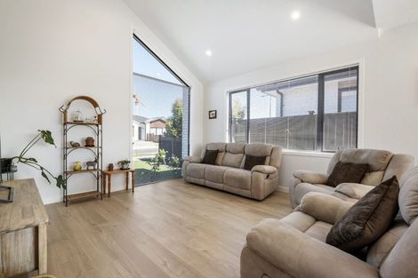 Photo of property in 12 Croatia Avenue, Huapai, Kumeu, 0810