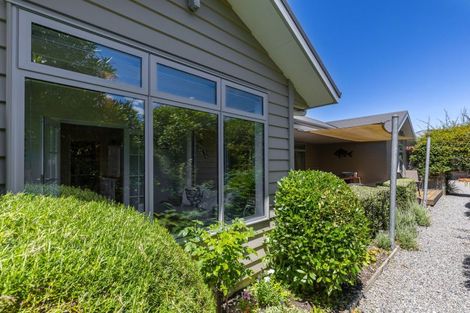 Photo of property in 6a Huia Street, Waikawa, Picton, 7220