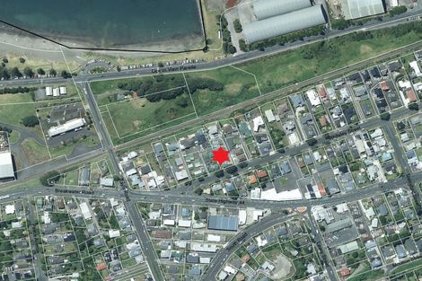 Photo of property in 5/68 Whiteley Street, Moturoa, New Plymouth, 4310