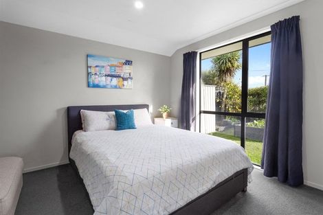 Photo of property in 29 Mataroa Place, Parklands, Christchurch, 8083