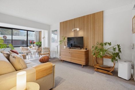 Photo of property in 40j Maunganui Road, Mount Maunganui, 3116