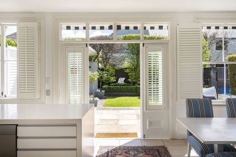 Photo of property in 17 Rastrick Street, Merivale, Christchurch, 8014